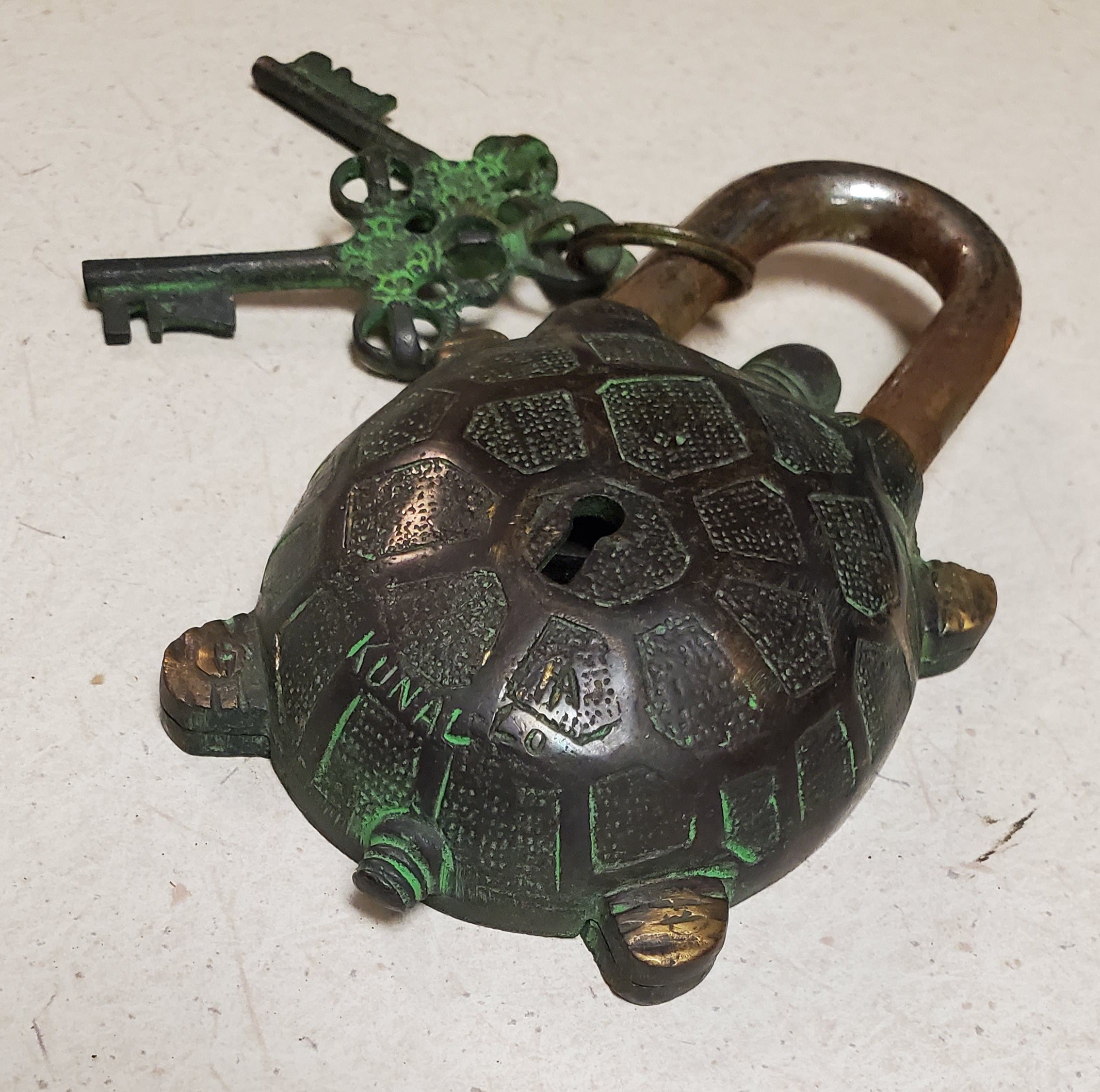 Large Brass Antique Green Turtle Lock with 2 Keys