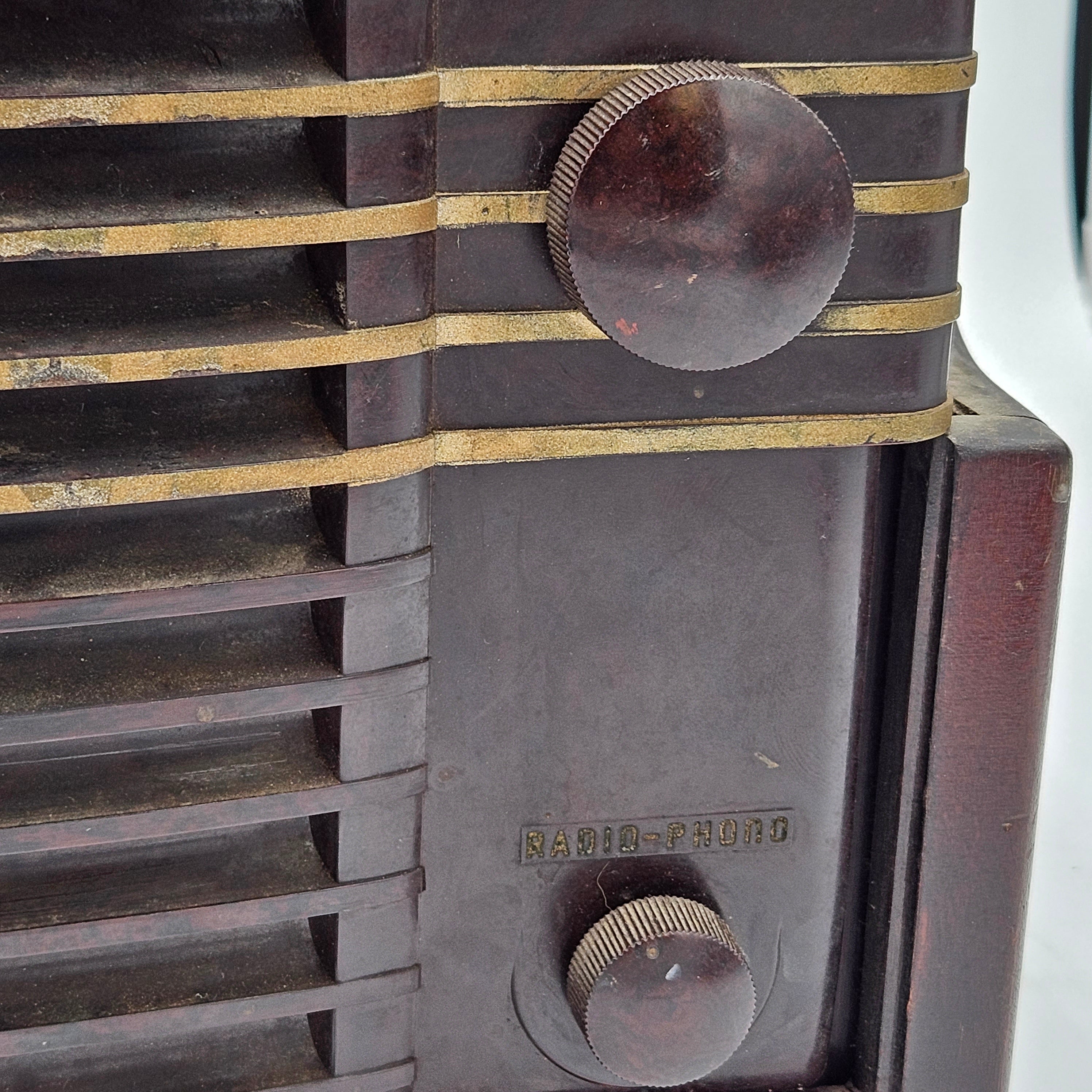 Westinghouse Radio & Record Player
