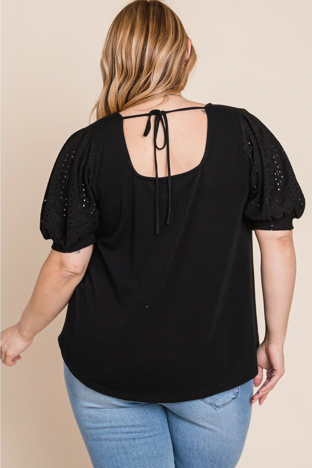 Plus Size Eyelet Bubble Sleeves Solid Knit Top-Black-Size 1X