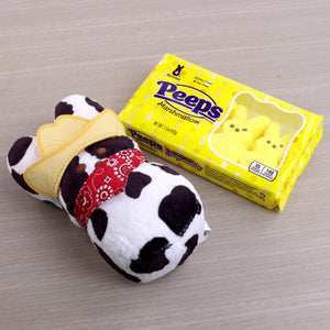 PEEPS Plush Bunny Farm House Gift Set with 4ct PEEPS Yellow Marshmallow Candies and Plush Toy, 1.5oz, Easter Gifts and Basket Stuffers (Best By:  6/2025)
