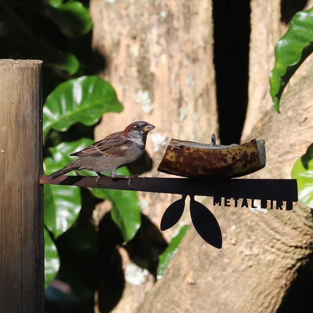 Metal Stick Bird Feeder
