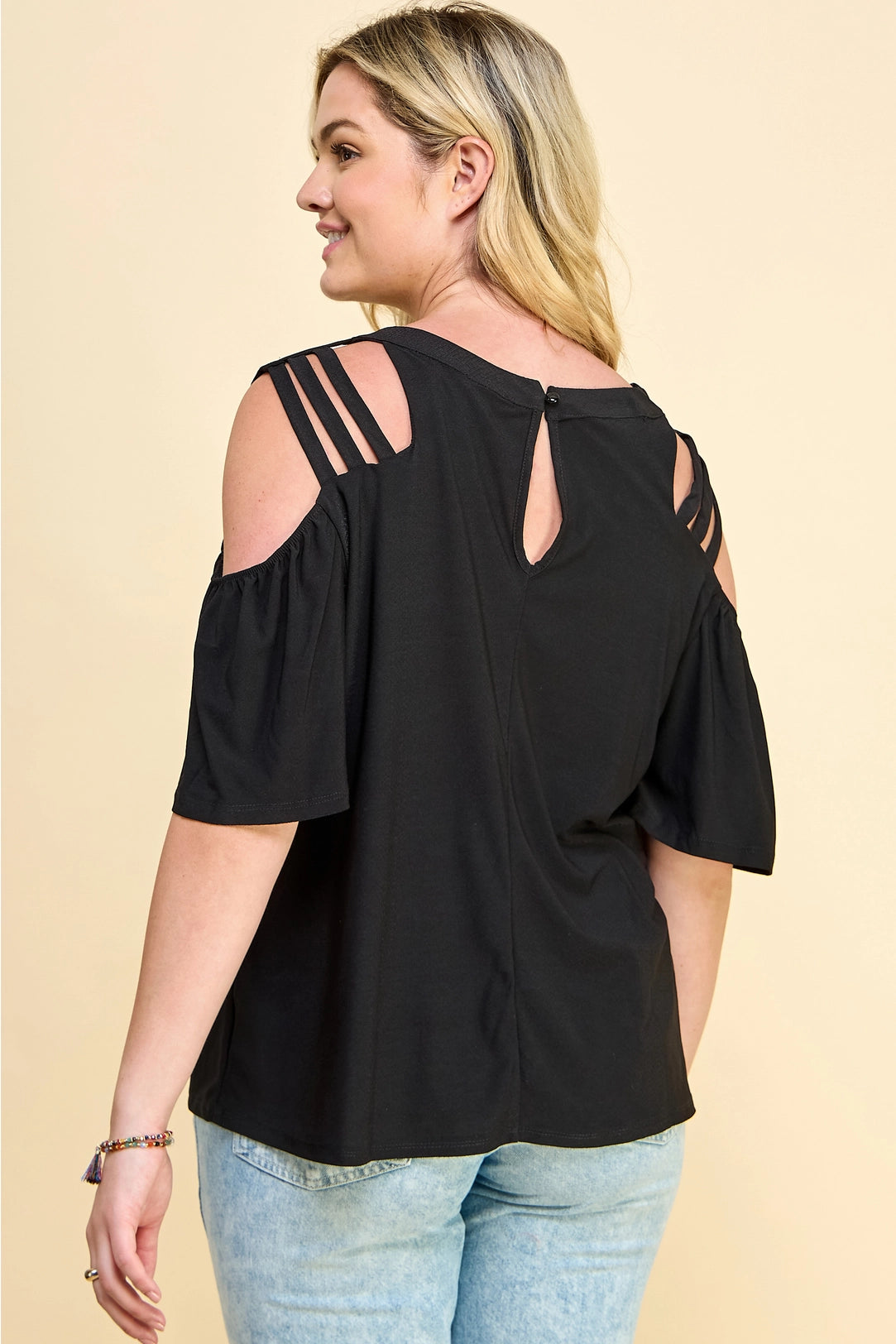 Plus Size Cage Cold Shoulder Top-Black – Hooked on Pickin'