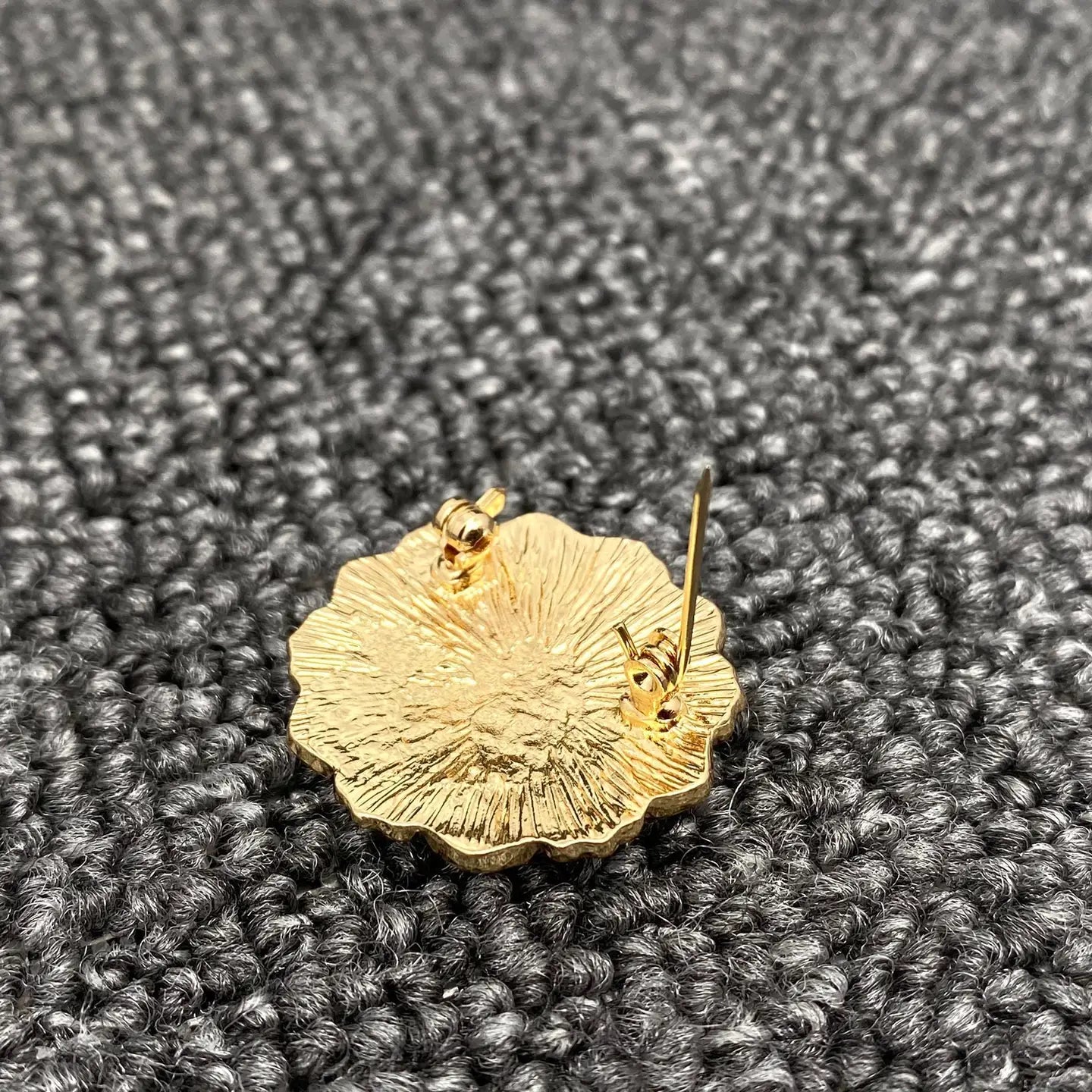 Floral design Green / Yellow Brooch
