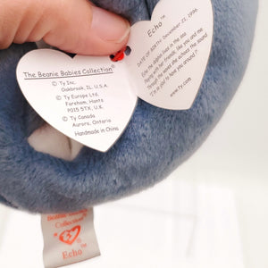 1996 Beanie Babies 2 Pack-Waves the Whale and Echo the Dolphin