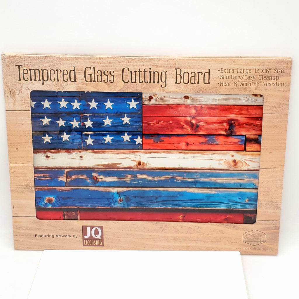 TEMPERED GLASS CUTTING BOARD AMERICAN FLAG 12" X 16"
