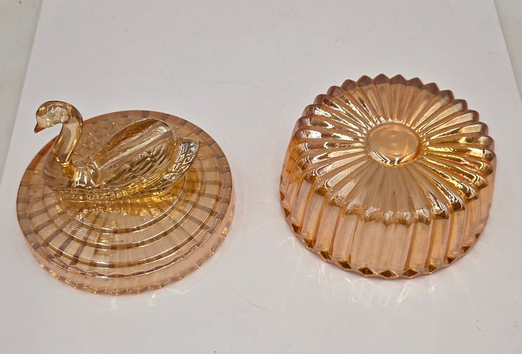 Jeanette Glass Company Swan Powder Jar (50 Tickets Available)