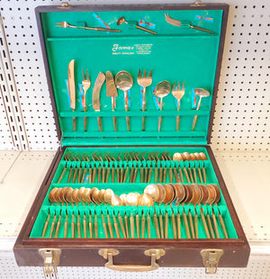 Vintage 144 pc Flatware Set from James Quality Jewelers, Bangkok, Thailand in Wooden Case