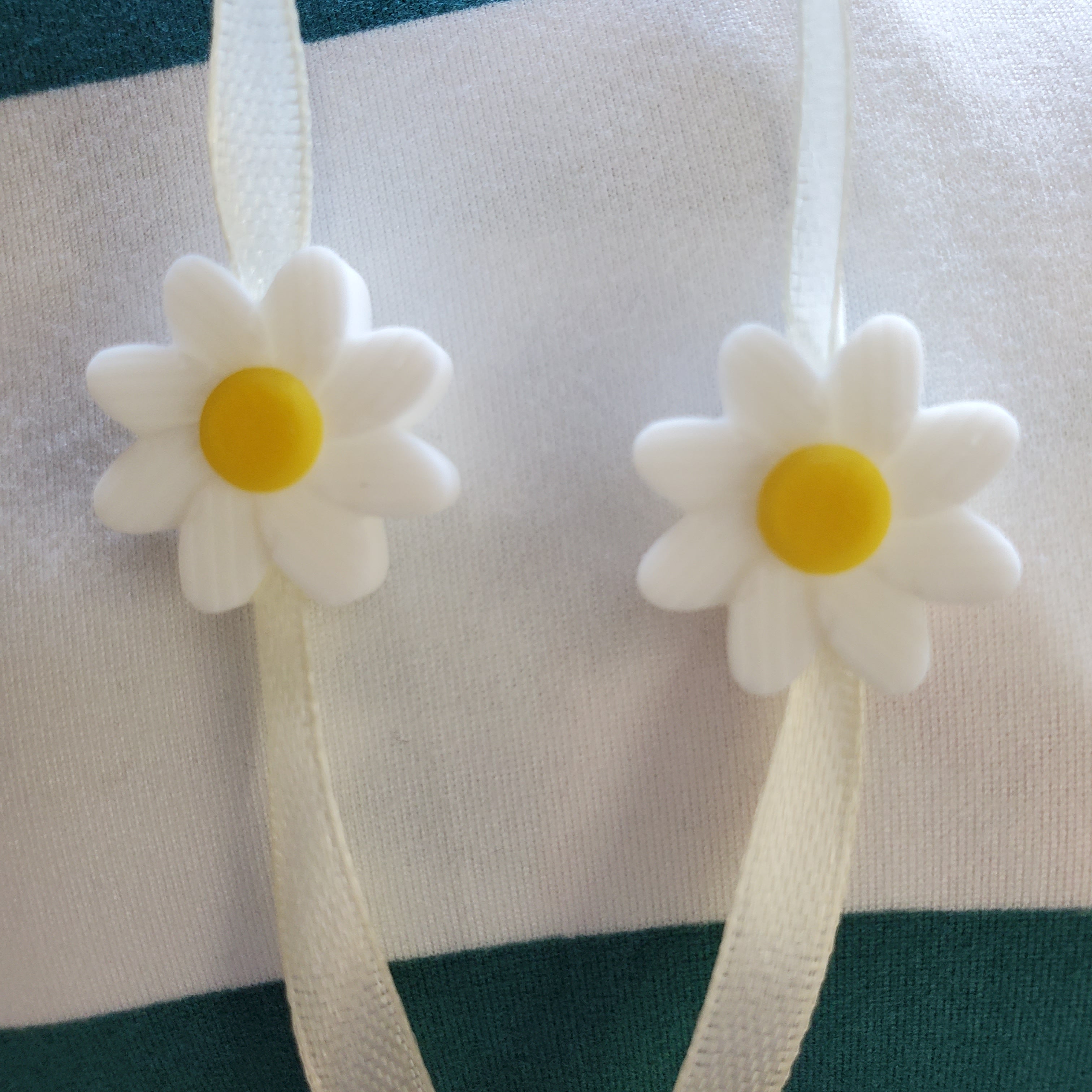 Daisy Flower 3D Printed Drawstring Hoodie Charms