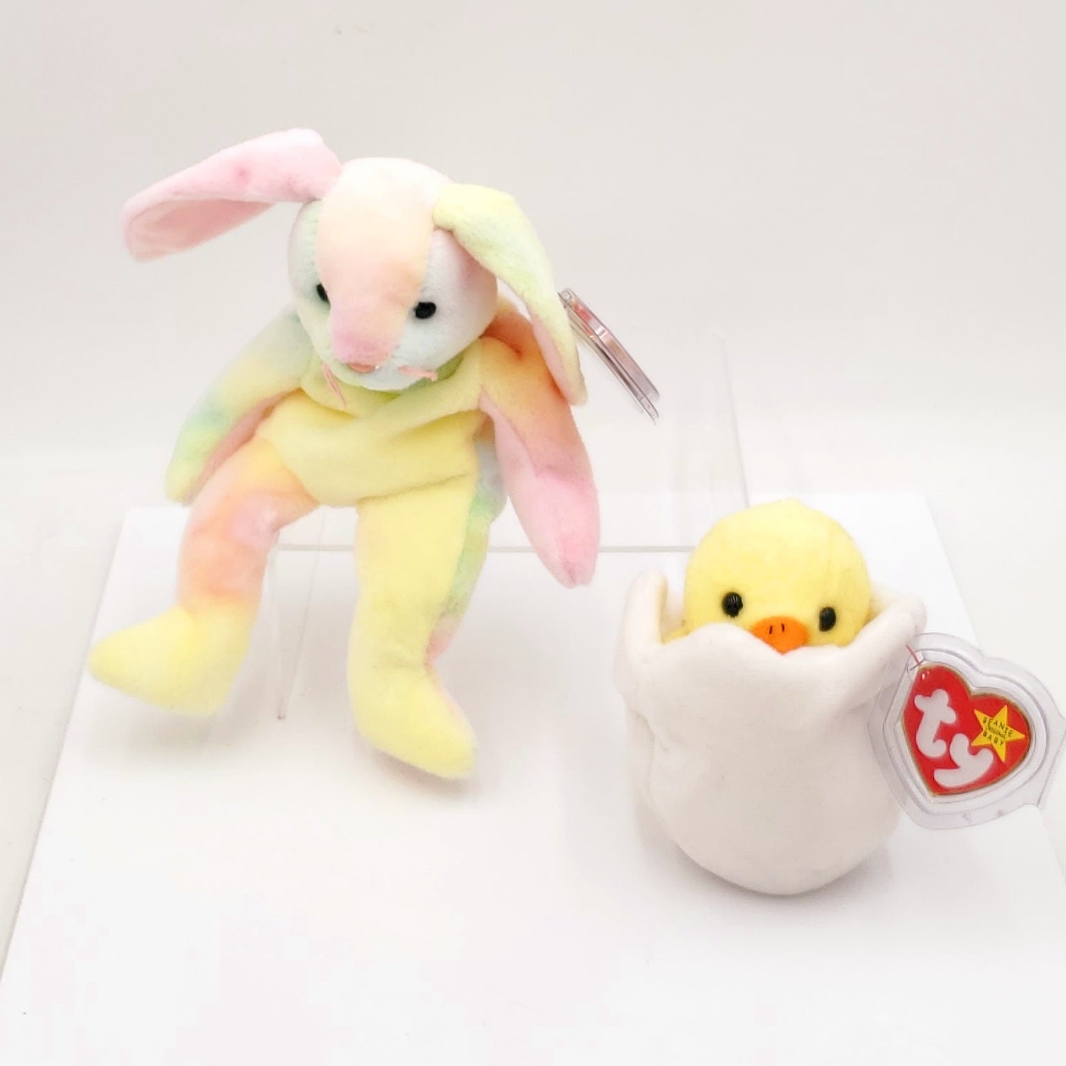 1998 Beanie Babies 2 Pack- Hippie the Bunny and Eggbert the Chick