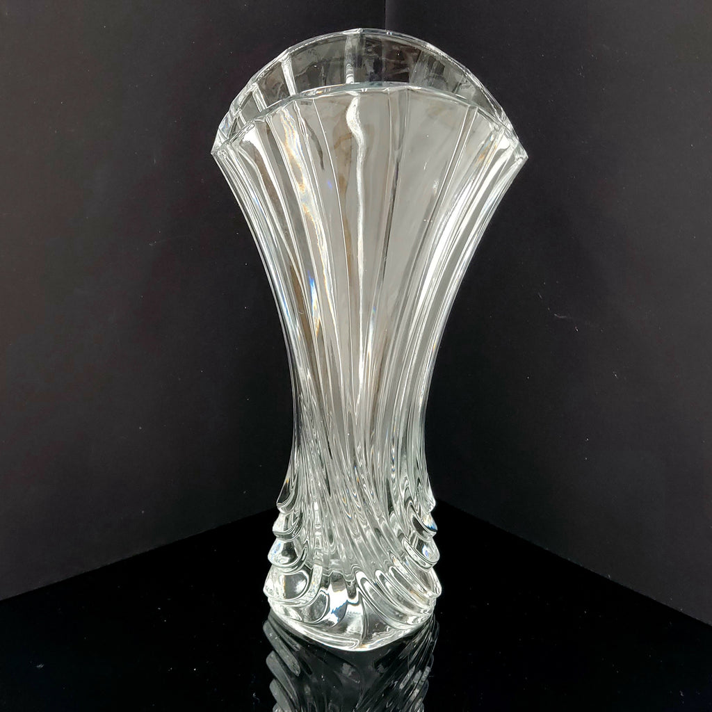 Mikasa Flores Crystal Bud Vase