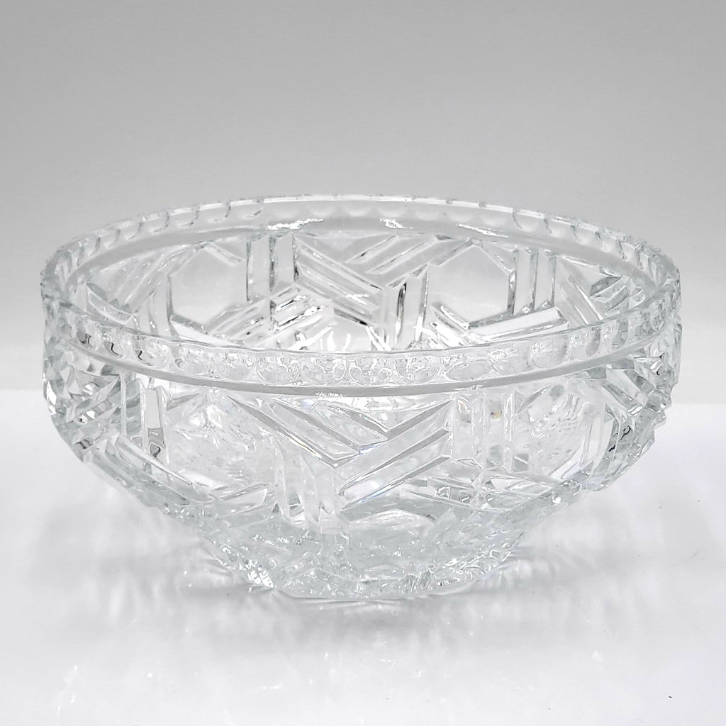 Beautiful Crystal Intricate Cut Bowl