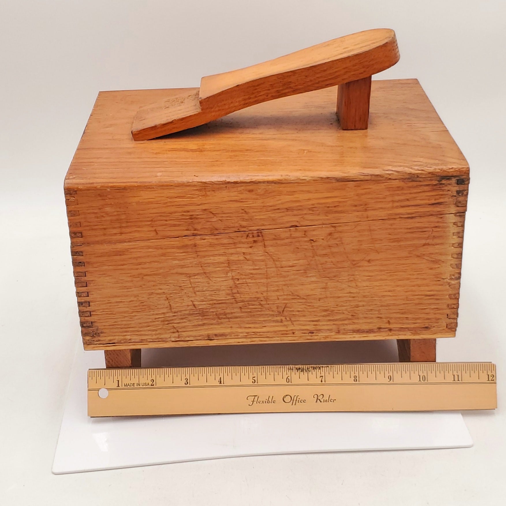 Vintage Griffin Shinemaster Shoe Shine Box with Supplies!