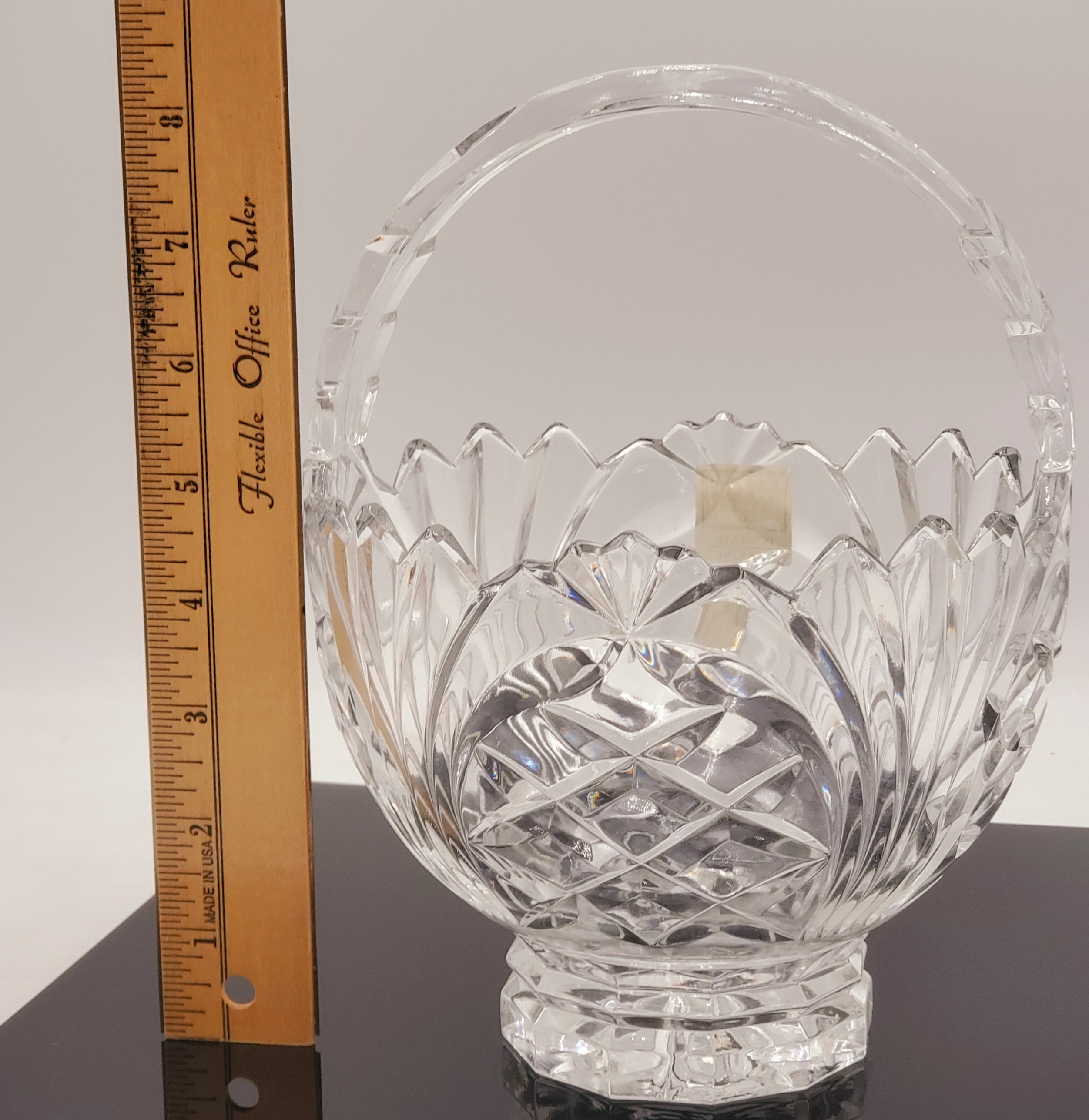 Fifth Avenue Vintage Wellington Basket 24% Lead Crystal-Made in Poland